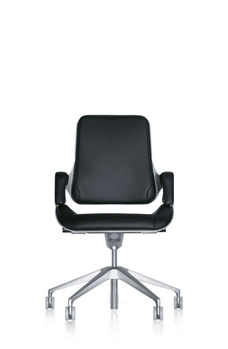 262S - Seduta ufficio girevole,  
schienale medio, 
sedile e schienale imbottito, 
syncromeccanismo, 
regolazione del peso,
scocca in alluminio, 
base 5 razze con ruote