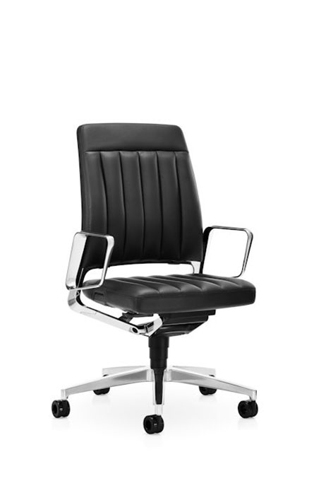 27V4 - Seduta girevole, altezza media, 
seduta e schienale imbottiti,
imbottitura management,
seduta comfort
(braccioli opzionali)