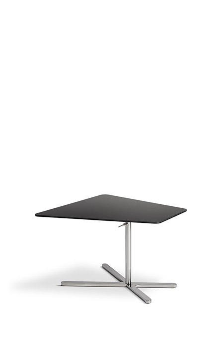 T510 - Table, 
trapezoid,
height adjustable
Dim.:640x605x405 - 625 mm
(L x W x H)
