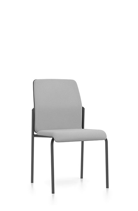 4S00 - Seduta a 4 gambe, 
sedile e schienale imbottito, 
altezza pila: 6 pezzi